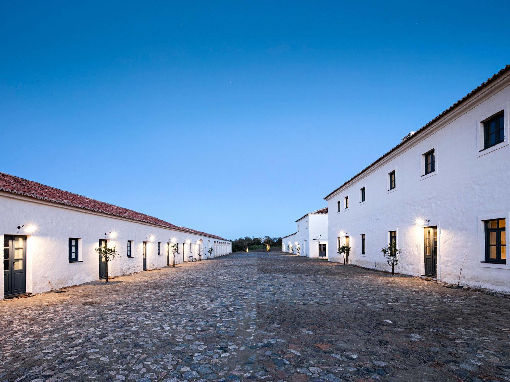 Sao Lourenco Do Barrocal Hotel Monsaraz Exterior photo